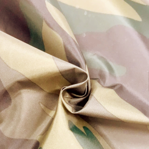 Оптовая цифровая камуфляжная печать 210T Taffeta Fabric - 100 полиэфир с PU